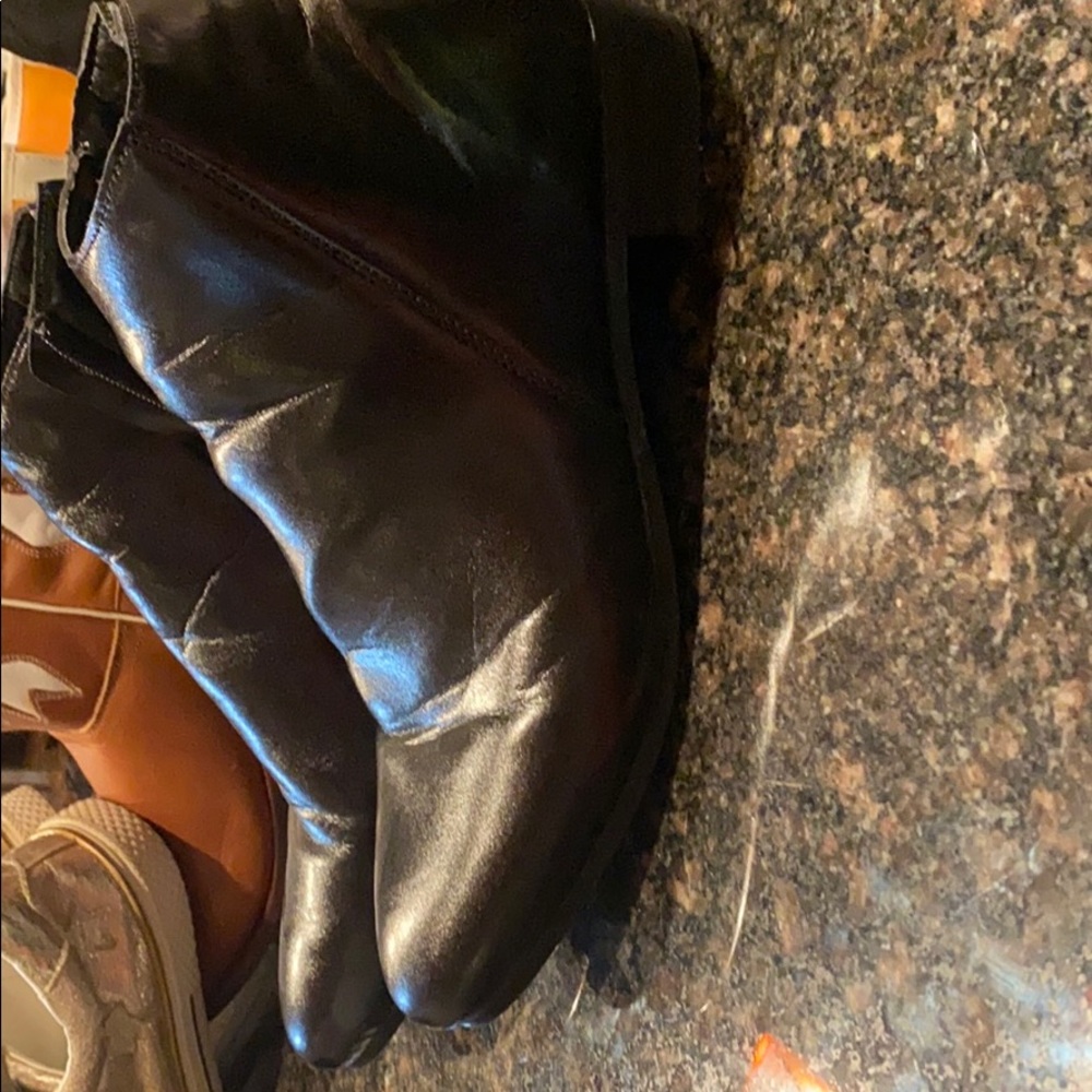 New black leather ankle boots unisex